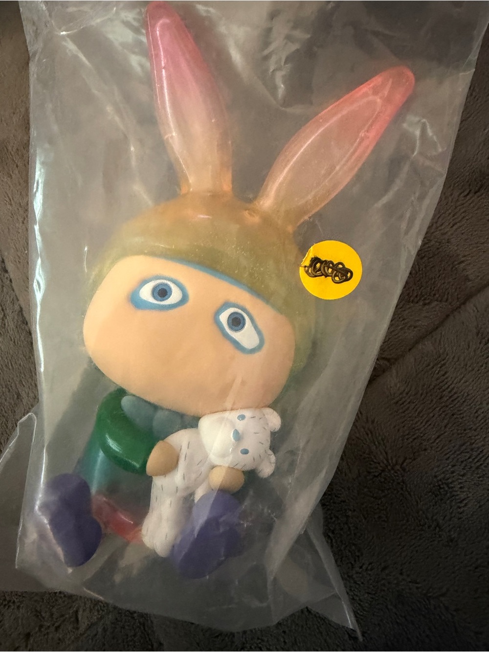 B-Wing x How2work Sofubi w Bunny Ear Vinyl Figure - Green/Pink. Sealed.